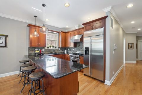 Tiny photo for 3814 N Greenview Avenue #1, Chicago, IL 60613 (MLS # 12486060)