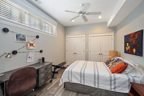 Tiny photo for 3814 N Greenview Avenue #1, Chicago, IL 60613 (MLS # 12486060)