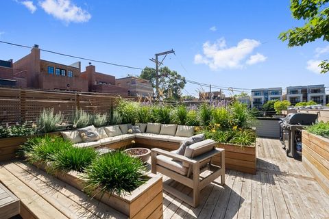 Tiny photo for 3814 N Greenview Avenue #1, Chicago, IL 60613 (MLS # 12486060)