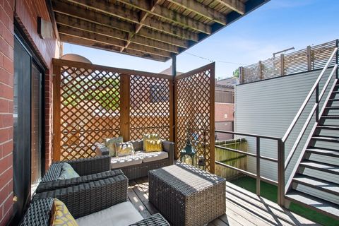 Tiny photo for 3814 N Greenview Avenue #1, Chicago, IL 60613 (MLS # 12486060)
