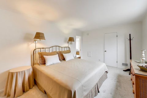 Tiny photo for 1135 Buttonwood Lane, Northbrook, IL 60062 (MLS # 12694522)