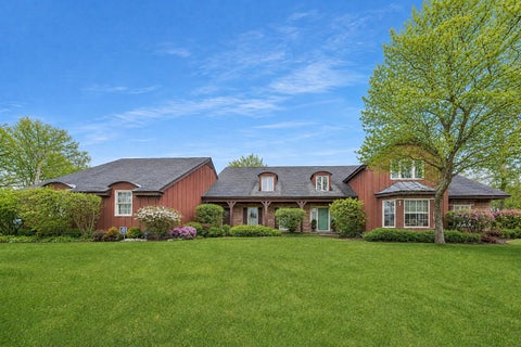 Photo of 1135 Buttonwood Lane, Northbrook, IL 60062 (MLS # 12694522)