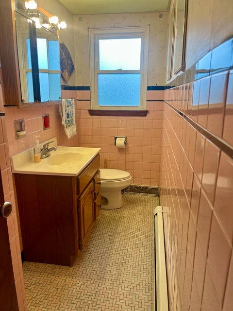 Tiny photo for 8041 W 91st Street, Hickory Hills, IL 60457 (MLS # 12735741)