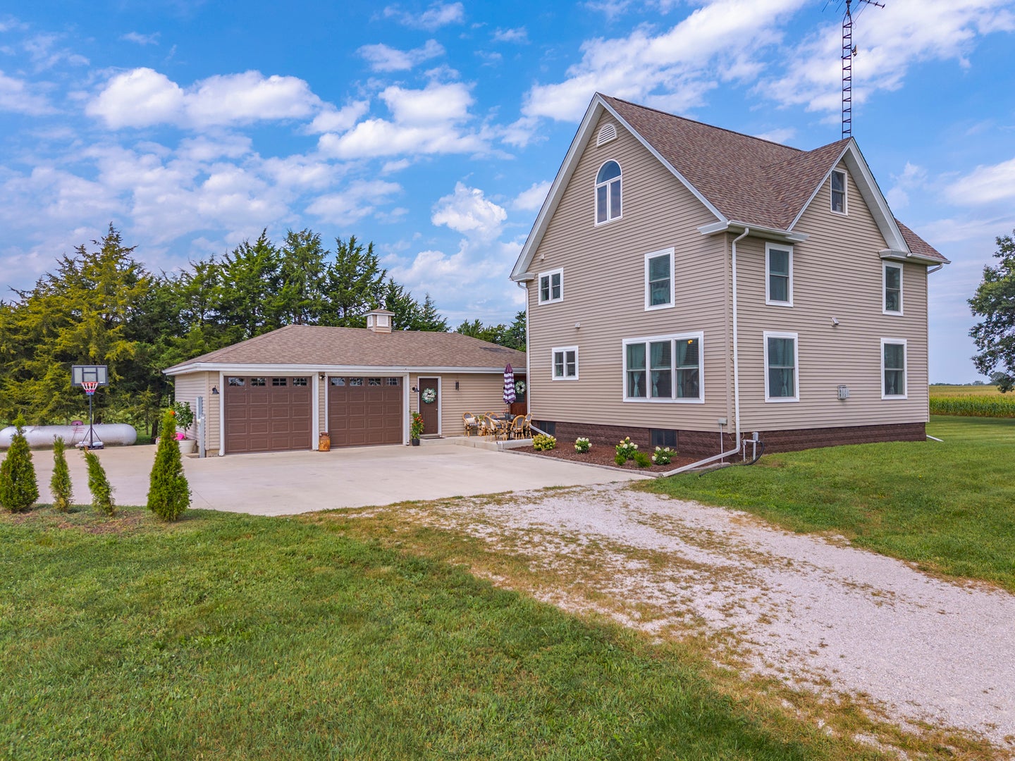 24487 N 2150 East Road
