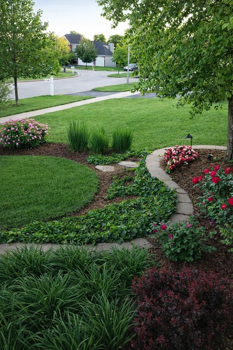 Tiny photo for 823 Columbia Circle, North Aurora, IL 60542 (MLS # 12601466)