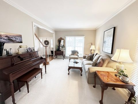 Tiny photo for 823 Columbia Circle, North Aurora, IL 60542 (MLS # 12601466)