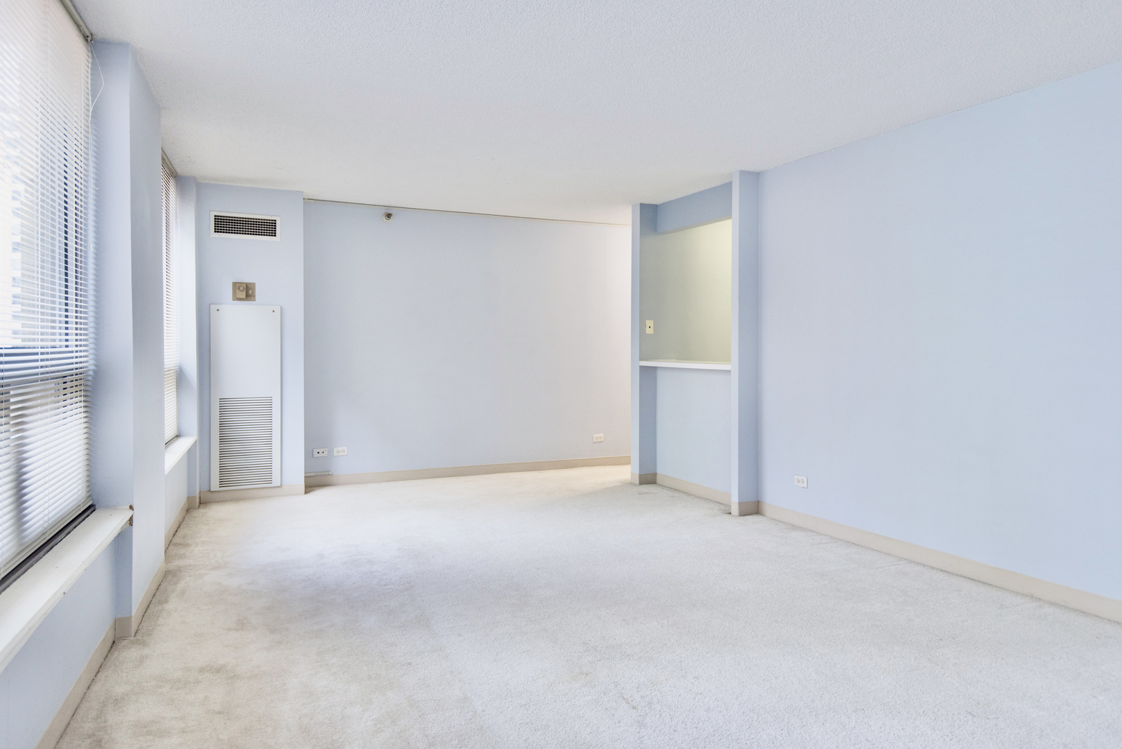 440 N Wabash Avenue 604
