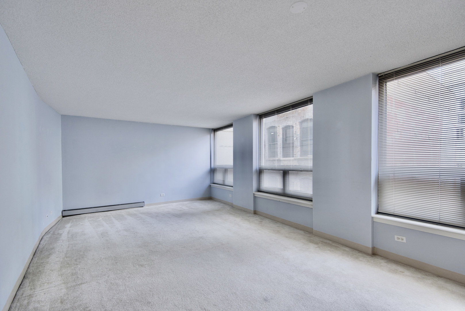 440 N Wabash Avenue 604