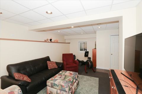 Tiny photo for 174 Timber Hill Road, Buffalo Grove, IL 60089 (MLS # 12632308)
