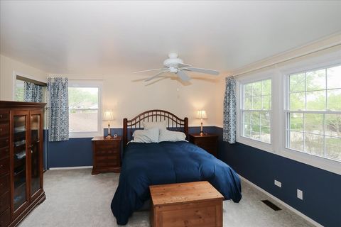 Tiny photo for 174 Timber Hill Road, Buffalo Grove, IL 60089 (MLS # 12632308)