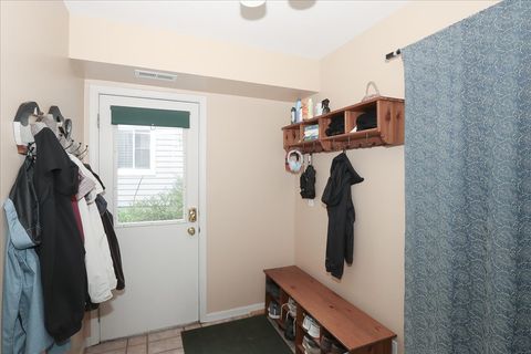 Tiny photo for 174 Timber Hill Road, Buffalo Grove, IL 60089 (MLS # 12632308)