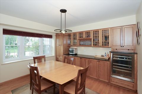 Tiny photo for 174 Timber Hill Road, Buffalo Grove, IL 60089 (MLS # 12632308)