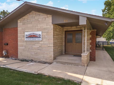Tiny photo for 420 W Bennett Street, Pontiac, IL 61764 (MLS # 12715817)