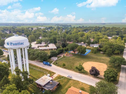 Tiny photo for 420 W Bennett Street, Pontiac, IL 61764 (MLS # 12715817)