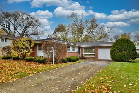 A home in Mount Prospect