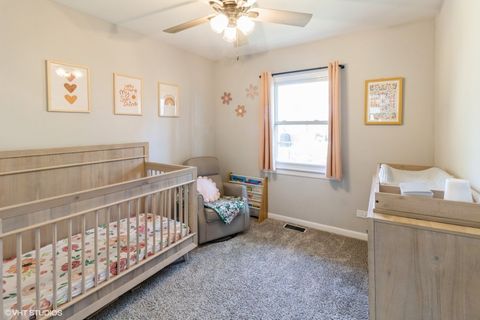 Tiny photo for 541 Sycamore Drive, Elk Grove Village, IL 60007 (MLS # 12495737)