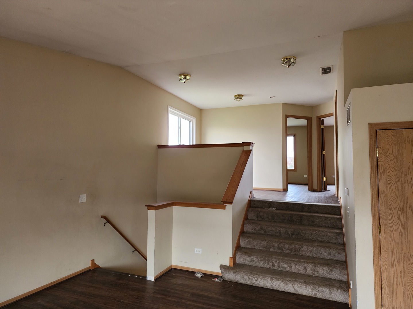8250 AUBURN Lane