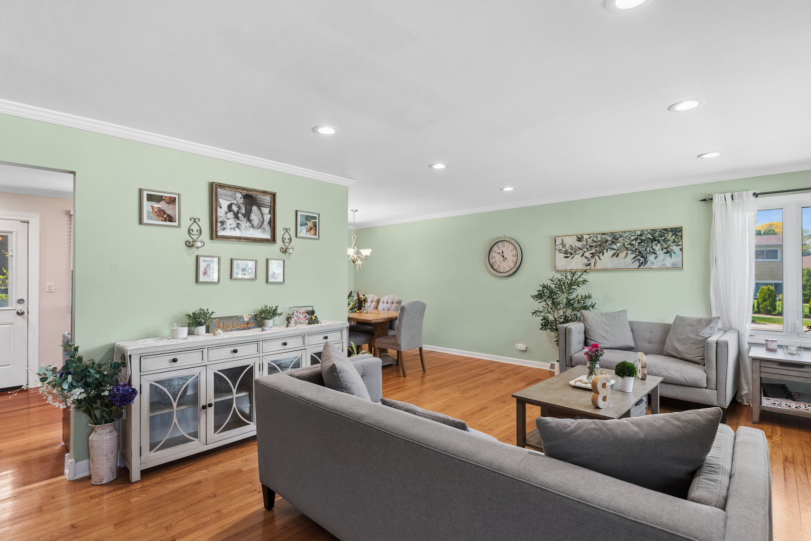 801 E Greenwood Drive