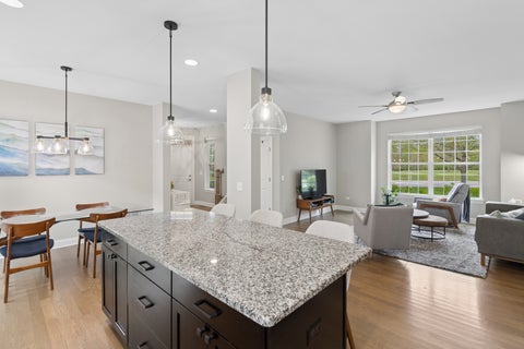 Tiny photo for 664 COUNTRY CLUB Road, Crystal Lake, IL 60014 (MLS # 12647488)
