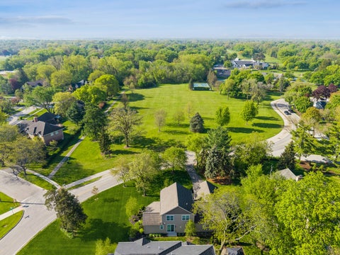 Tiny photo for 664 COUNTRY CLUB Road, Crystal Lake, IL 60014 (MLS # 12647488)