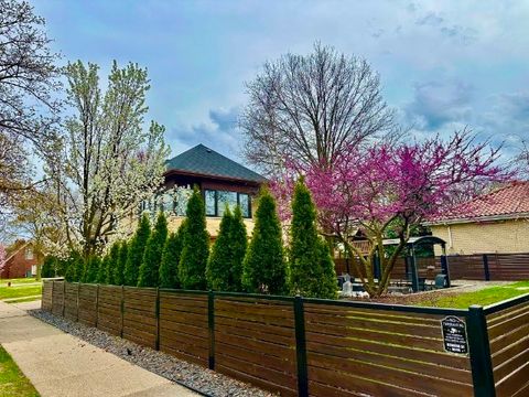 Tiny photo for 478 Kent Road, Riverside, IL 60546 (MLS # 12635008)