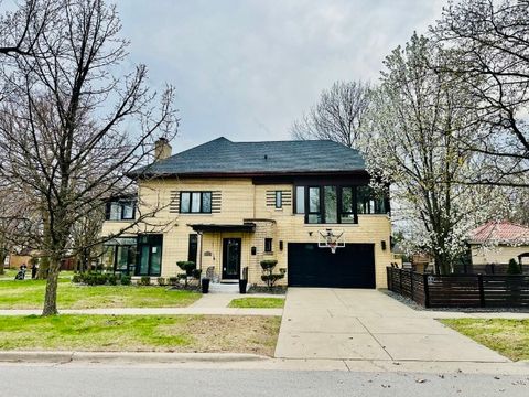 Tiny photo for 478 Kent Road, Riverside, IL 60546 (MLS # 12635008)