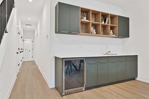 Tiny photo for 4932 S Martin Luther King Drive, Chicago, IL 60615 (MLS # 12489287)
