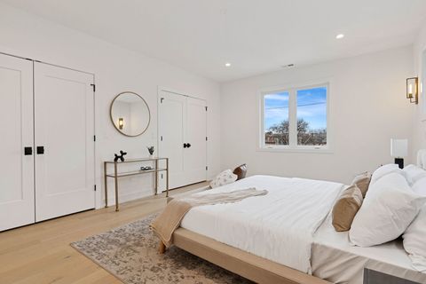 Tiny photo for 4932 S Martin Luther King Drive, Chicago, IL 60615 (MLS # 12489287)