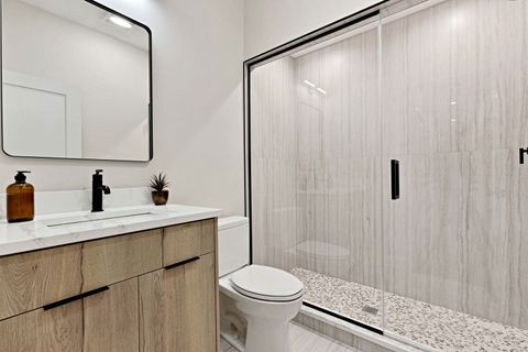 Tiny photo for 4932 S Martin Luther King Drive, Chicago, IL 60615 (MLS # 12489287)