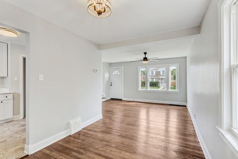 Tiny photo for 3901 Jackson Street, Bellwood, IL 60104 (MLS # 12477040)