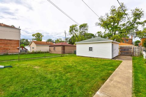 Tiny photo for 3901 Jackson Street, Bellwood, IL 60104 (MLS # 12477040)