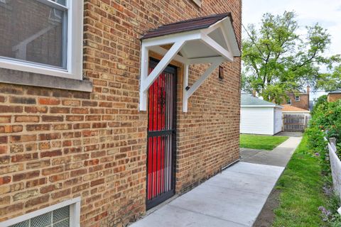Tiny photo for 3901 Jackson Street, Bellwood, IL 60104 (MLS # 12477040)