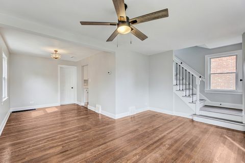 Tiny photo for 3901 Jackson Street, Bellwood, IL 60104 (MLS # 12477040)
