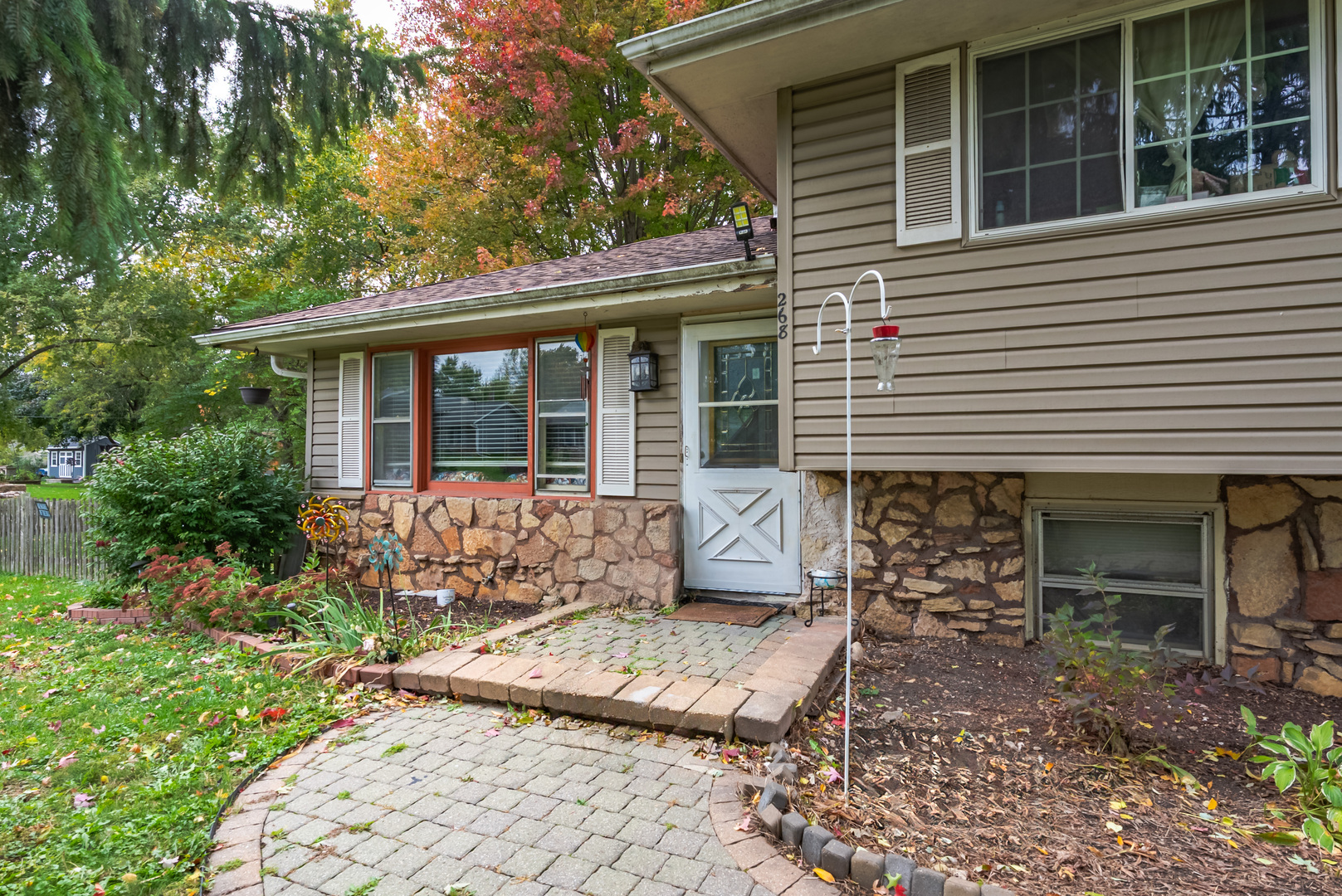 N268 Calvin Avenue