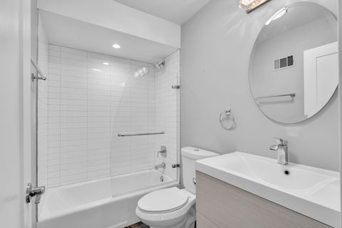 Tiny photo for 1400 N Yarmouth Place #407, Mount Prospect, IL 60056 (MLS # 12543611)