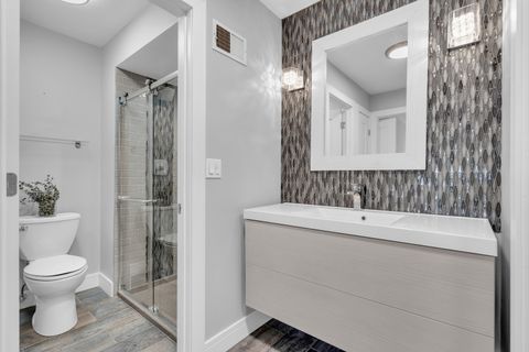 Tiny photo for 1400 N Yarmouth Place #407, Mount Prospect, IL 60056 (MLS # 12543611)