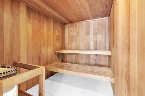 Tiny photo for 1400 N Yarmouth Place #407, Mount Prospect, IL 60056 (MLS # 12543611)