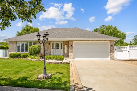 Photo of 19522 Victorian Drive, Mokena, IL 60448 (MLS # 12675740)