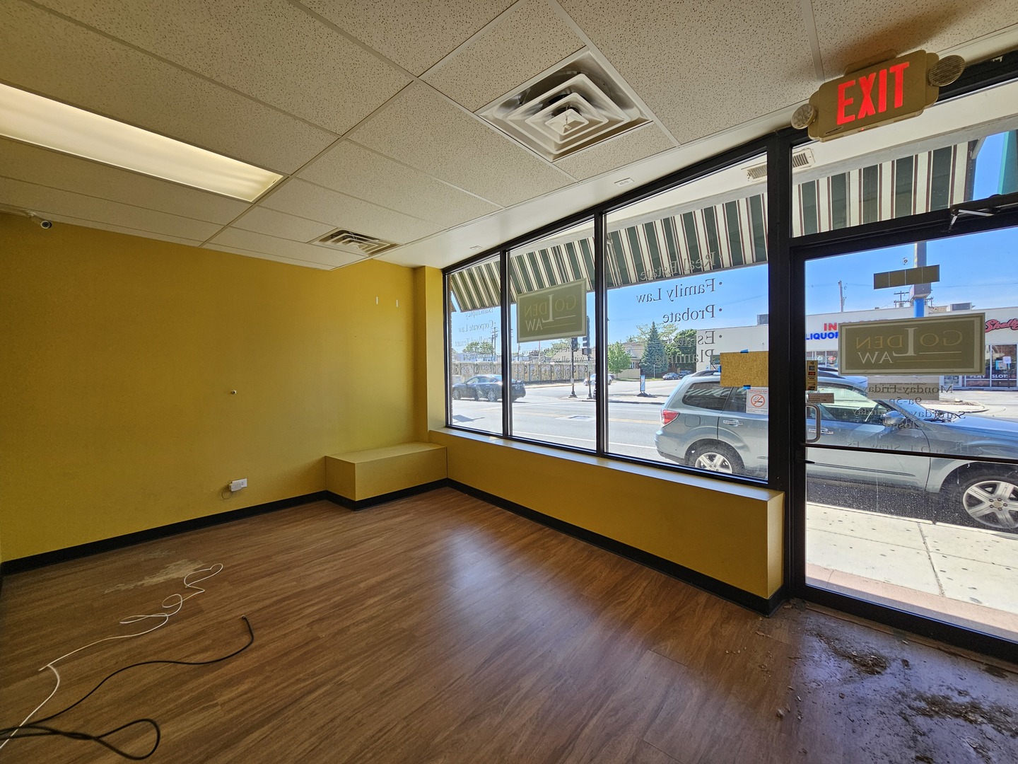 6600-04 W Roosevelt Road W