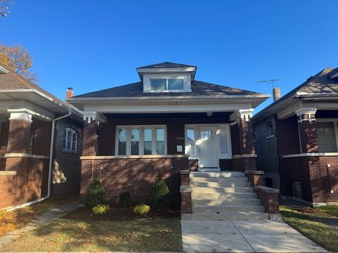 Photo of 7305 S Eberhart Avenue, Chicago, IL 60619 (MLS # 12520611)