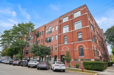 Photo of 428 N Noble Street #2, Chicago, IL 60642 (MLS # 12489393)