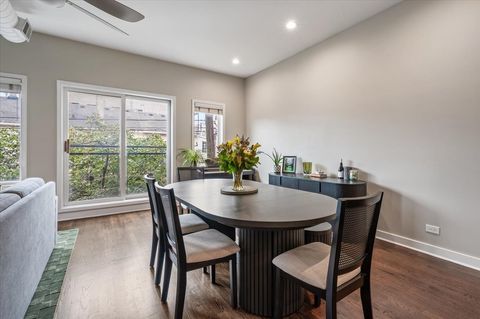 Tiny photo for 428 N Noble Street #2, Chicago, IL 60642 (MLS # 12489393)