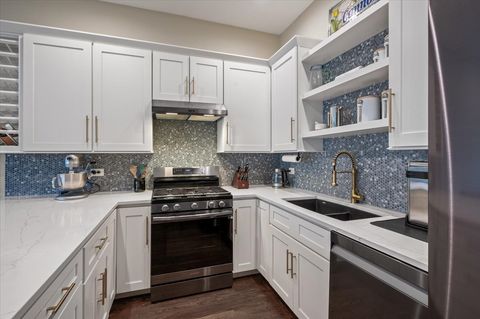 Tiny photo for 428 N Noble Street #2, Chicago, IL 60642 (MLS # 12489393)