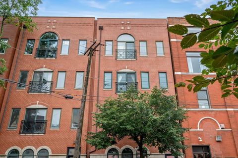 Tiny photo for 428 N Noble Street #2, Chicago, IL 60642 (MLS # 12489393)