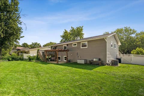 Tiny photo for 6916 Williams Drive, Woodridge, IL 60517 (MLS # 12707513)
