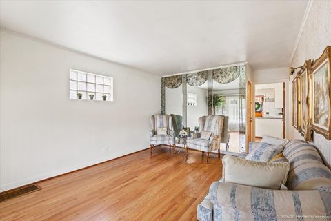 Tiny photo for 9726 S Peoria Street, Chicago, IL 60643 (MLS # 12622609)