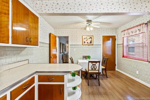 Tiny photo for 9726 S Peoria Street, Chicago, IL 60643 (MLS # 12622609)