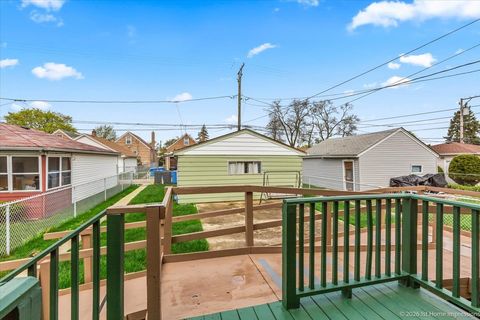 Tiny photo for 9726 S Peoria Street, Chicago, IL 60643 (MLS # 12622609)