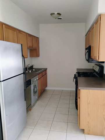 18340 CHERRY CREEK Drive 7