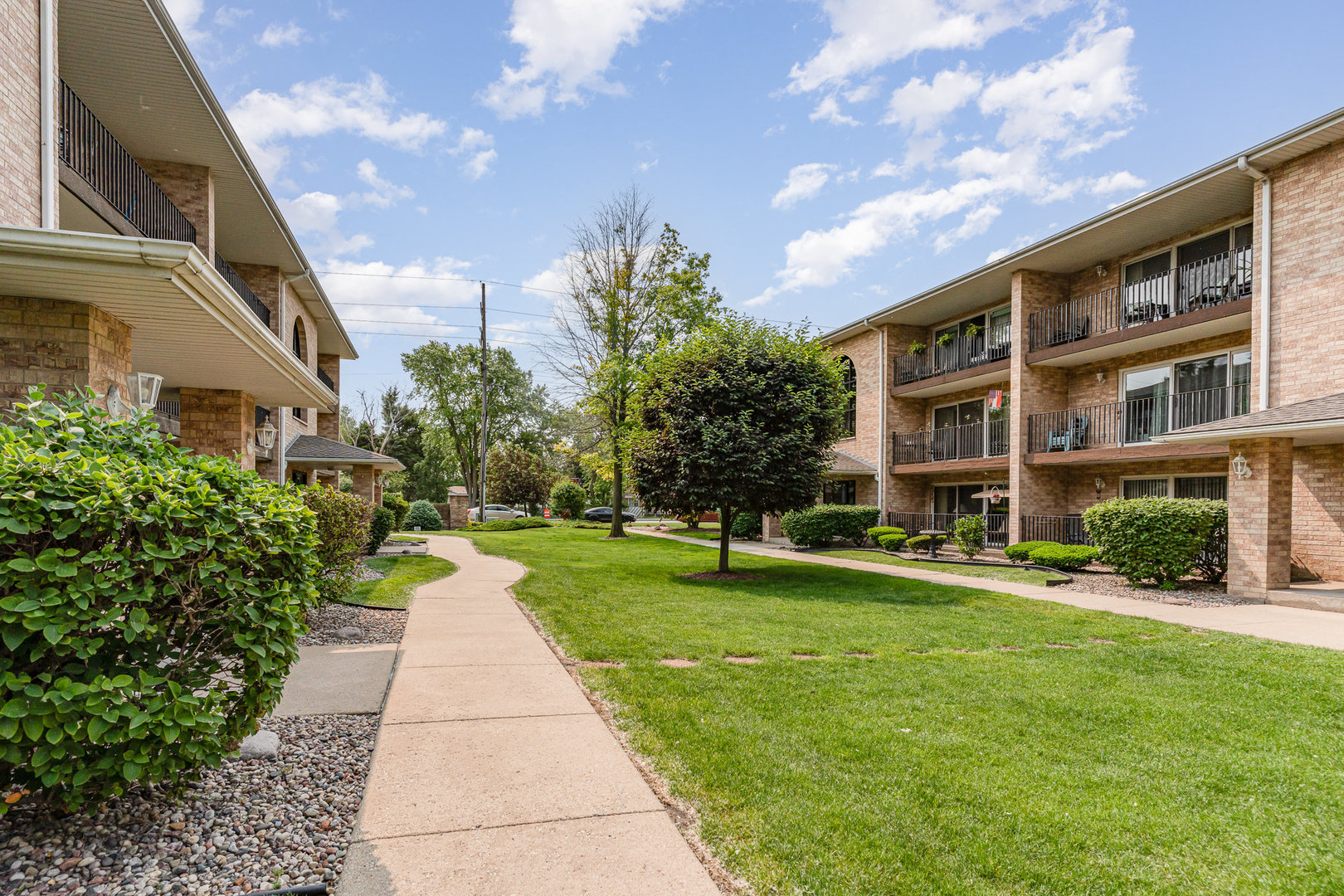 10238 Southwest Highway 2C